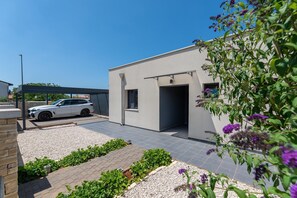 Classic-Villa, 3 Schlafzimmer | Außenbereich
