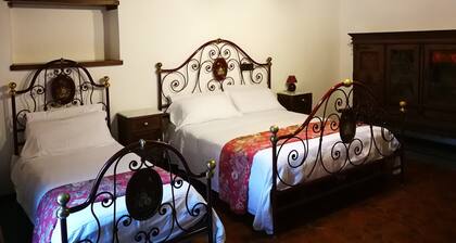 Charming Villa in Maida With Pool & Garden