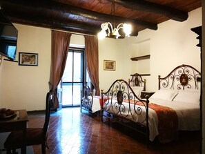 Klassiek huis, 1 slaapkamer | 1 slaapkamer, individueel gemeubileerd, beddengoed