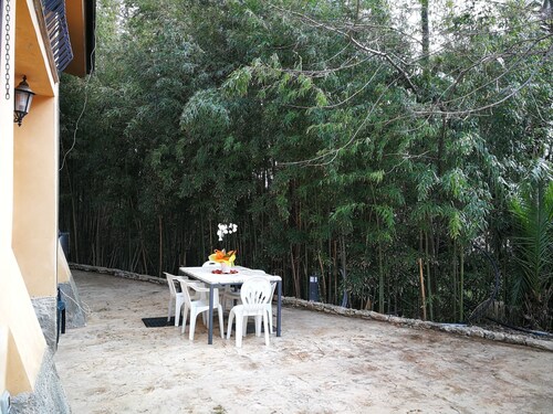 Charming Villa in Maida With Pool & Garden
