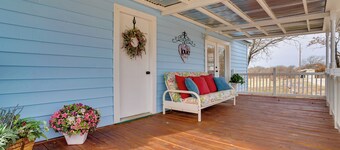 Peace & Relaxation at Texas Countryside Tiny Home