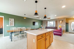 Unclassified image, 2 of 26, button - Hike, Fish & Golf! Pet-Friendly Home in Choteau (Choteau)