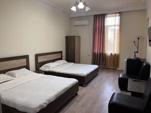 Deluxe Double or Twin Room, Lanai, City View - Nana Grand Hotel (Yerevan)