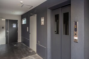 Interior - BR KUJO - Self Check-In Only (Osaka)