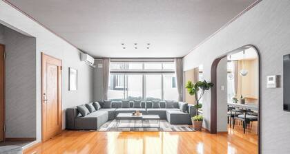 E-US SAKAEDORI HOUSE