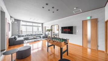 Apartment | Game room