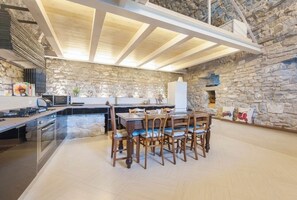 Imagen sin descripción, 5 de 9, botón