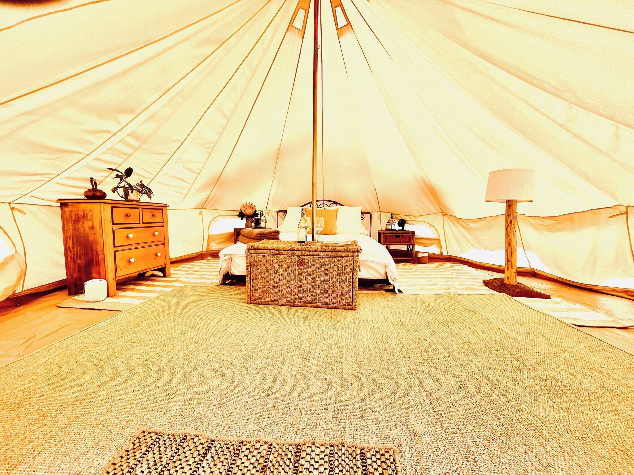 Shared Dormitory, 1 Bedroom, Smoking, Garden View