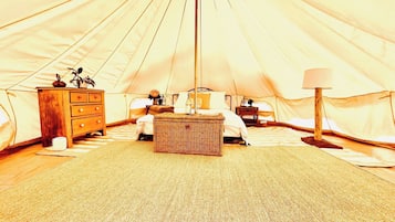 Shared Dormitory, 1 Bedroom, Smoking, Garden View