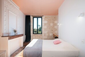 Een strijkplank/strijkijzer