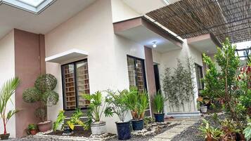 House, 2 Bedrooms, Smoking | Exterior