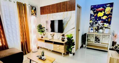 Bloomstone - 2BR Family Suite in Gensan