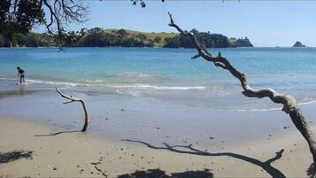 Bungalow, 2 Bedrooms, Accessible | Beach