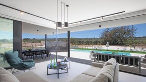 Imagen sin descripción, 2 de 30, botón