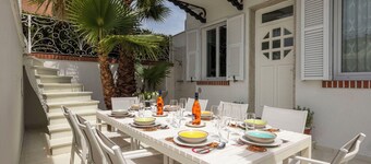 Beautiful  villa for 7 guests with WIFI, A/C, TV, patio and panoramic view