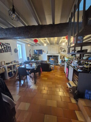 Nicht klassifiziertes Bild, 2 von 4, Schaltfläche