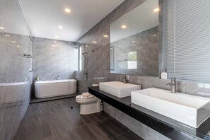 Villa | Bathroom - 3BR Pool Villa with Bathtub  V294 (Rawai)