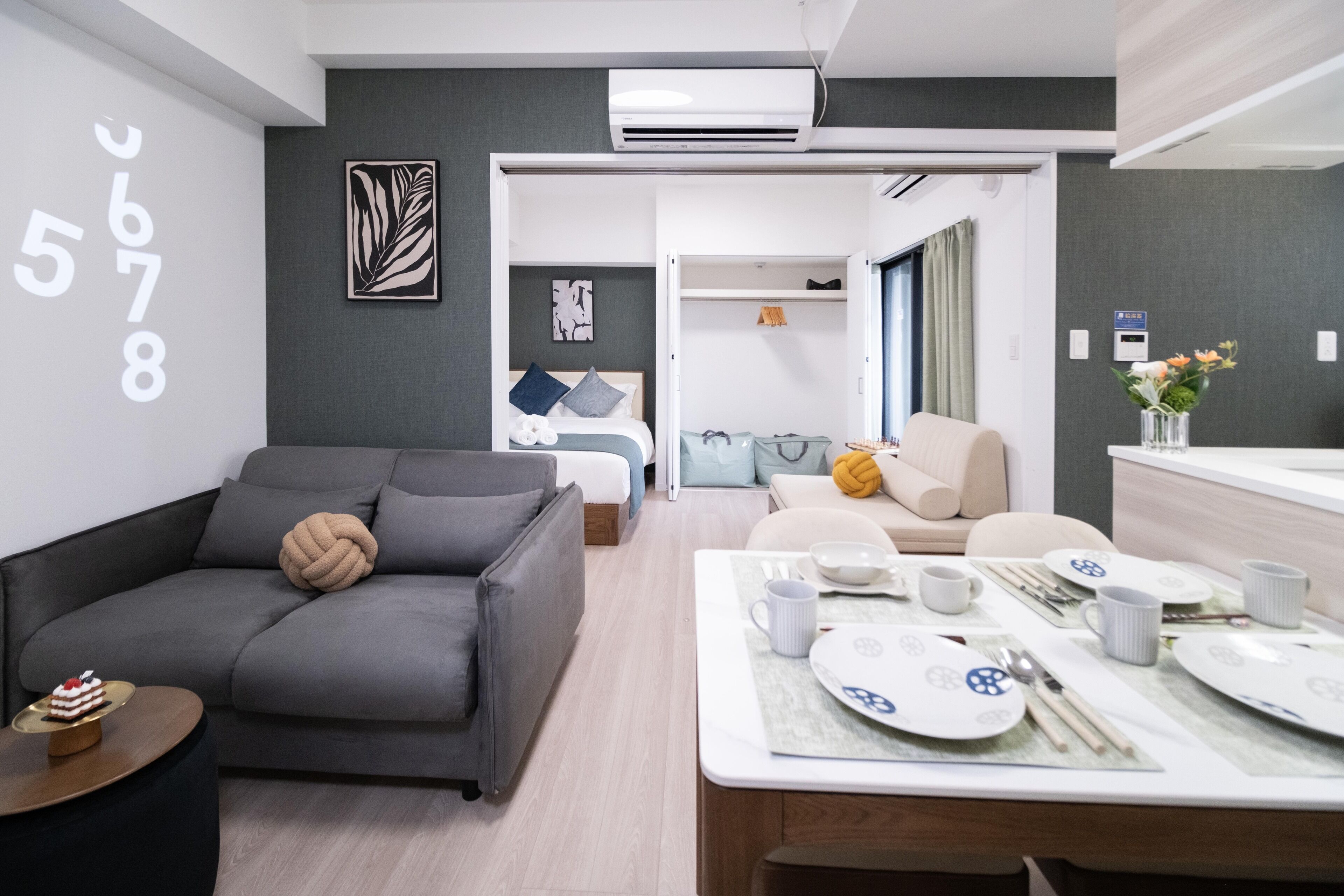 Standard Apartment, Non Smoking, City View | Living area