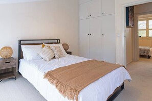 Deluxe House, 3 Bedrooms | Free WiFi