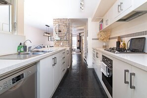 Casa Deluxe, 3 habitaciones | Cocina privada