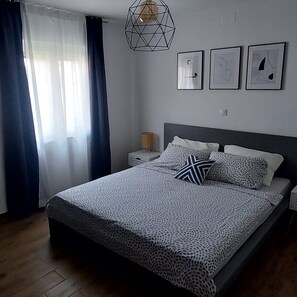 2 Schlafzimmer, Bügeleisen/Bügelbrett, WLAN, Bettwäsche