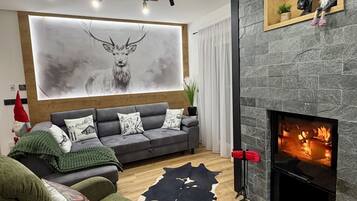 Apartment, Mountain View | Living area