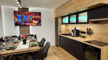 Apartment, Mountain View | Private kitchen