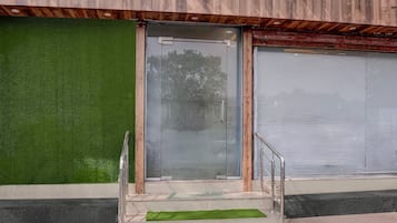 Rumah | Resepsionis