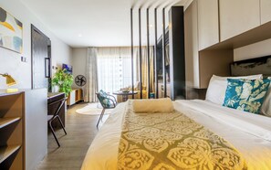 Superior Apartment | Desk, laptop workspace, blackout drapes, free WiFi - Tamu Residence (Nairobi)