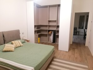 Unclassified image, 4 of 10, button - Vrbo Property (Camaiore)