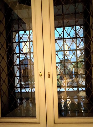 Interior - Authentic roman elegance in Campo dei Fiori (Roma)