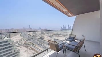 Luksusleilighet, balkong, byutsikt | Utsikt fra balkong