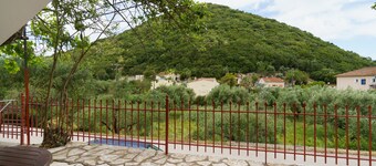 Ferienhaus „Studio Liana“ mit privater Terrasse, WLAN und Klimaanlage