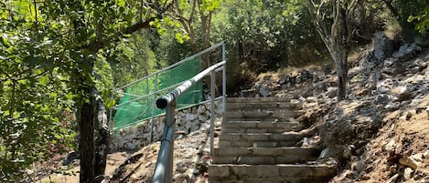 Enceinte de l’hébergement