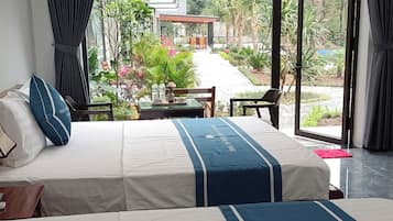 Family Room, Mountain View | Free WiFi