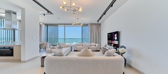 AL Zorah 3 Bedroom and Maids Sea Views