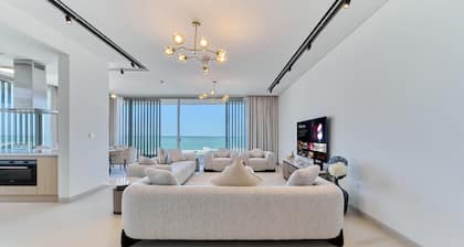 AL Zorah 3 Bedroom and Maids Sea Views