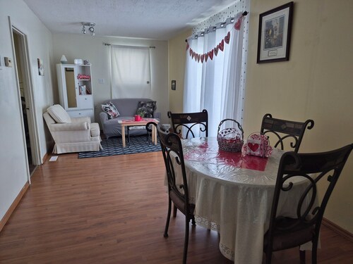 Welcome to your quiet retreat. Family friendly