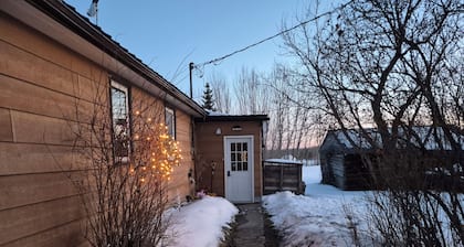 Welcome to your quiet retreat. Family friendly