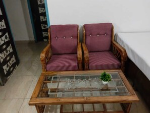 Lits pliants/supplémentaires, draps fournis