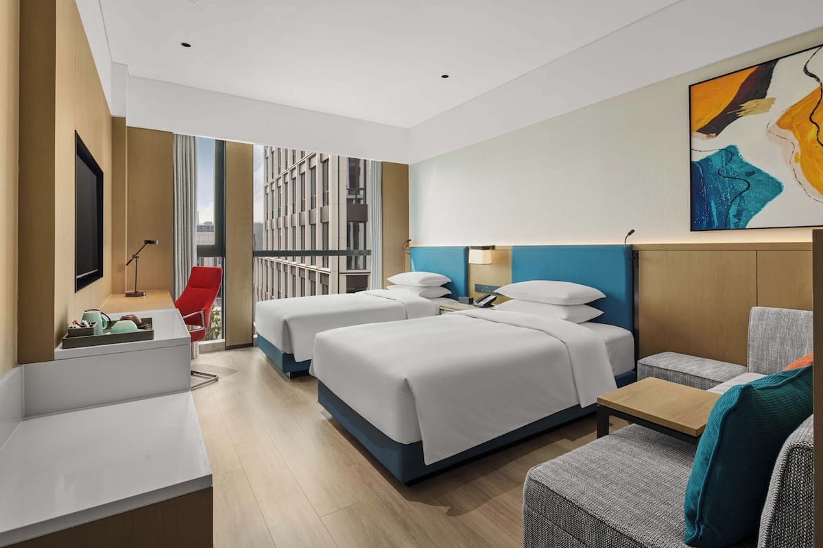 Room (2 Twin Beds & 1 Sofa Bed)