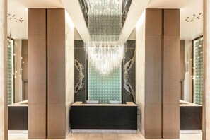 Reception - Mövenpick Istanbul Old Town (Istanbul)