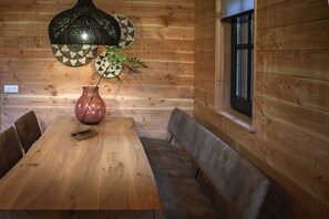 Dining - Unique overnight stay for true 'lovebirds' in our treehouse! (Uden)