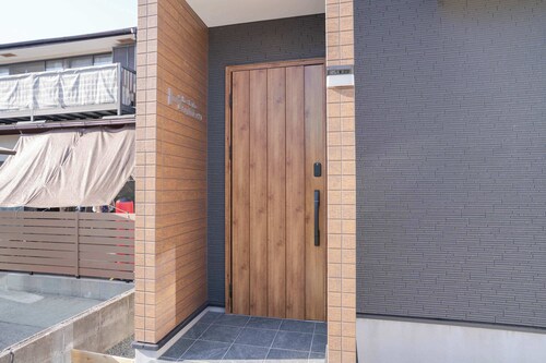 Modern Home Near Kumamoto Airport by Restavio