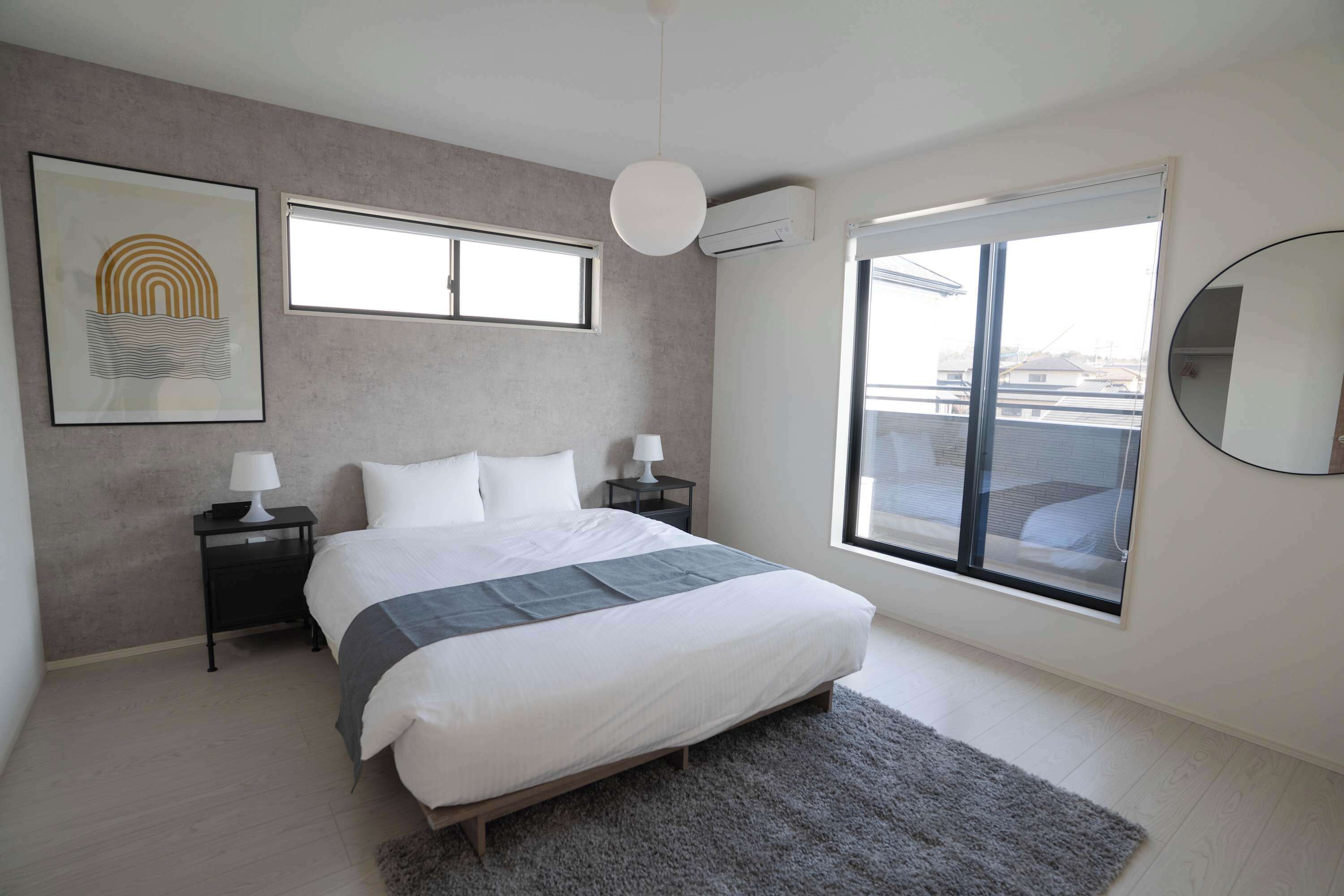 3 habitaciones, escritorio, tabla de planchar con plancha y wifi 