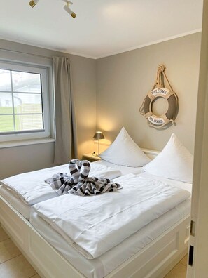 Bügeleisen/Bügelbrett, WLAN, Bettwäsche