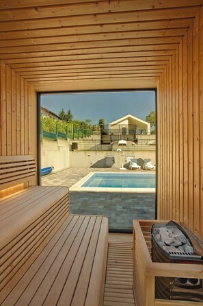 Pool - Das Klet by Interhome (Dugo Selo)