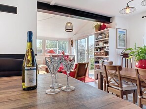 Dining - Les Rainettes by Interhome (Les Moutiers-en-Retz)