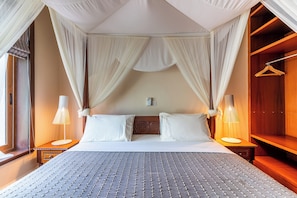 Deluxe Double Room - Cocokinondo Beach House (Mombasa)