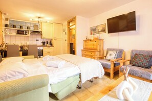 1 Schlafzimmer, Bügeleisen/Bügelbrett, WLAN